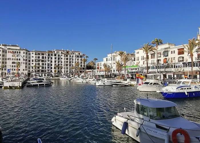 Puerto De La Duquesa Sea Views