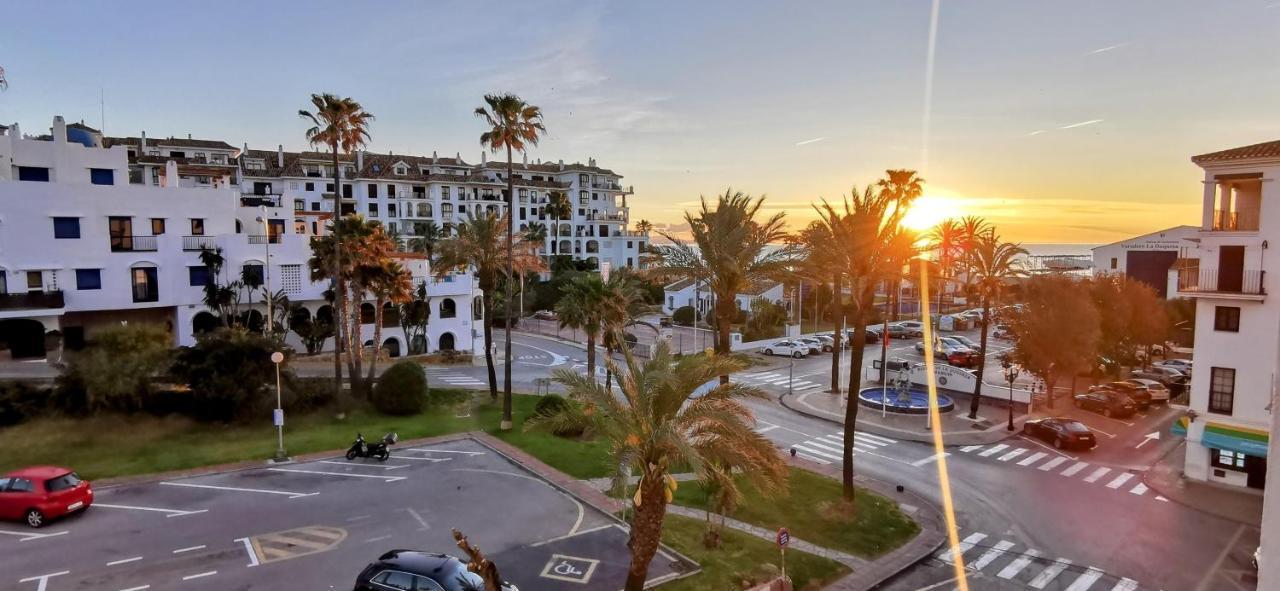 Apartment Puerto De La Duquesa Sea Views *